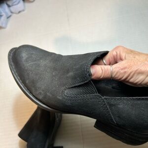 BORN WOMENS BLACK LEATHER ELLANZO SLIP ON LOW HEEL LOAFERS SZ 8